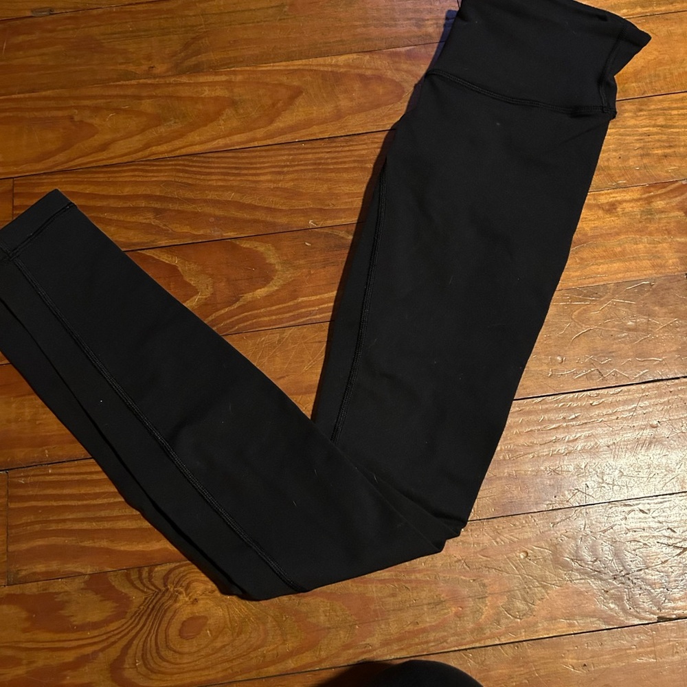 Lululemon Wunder Unders size 2